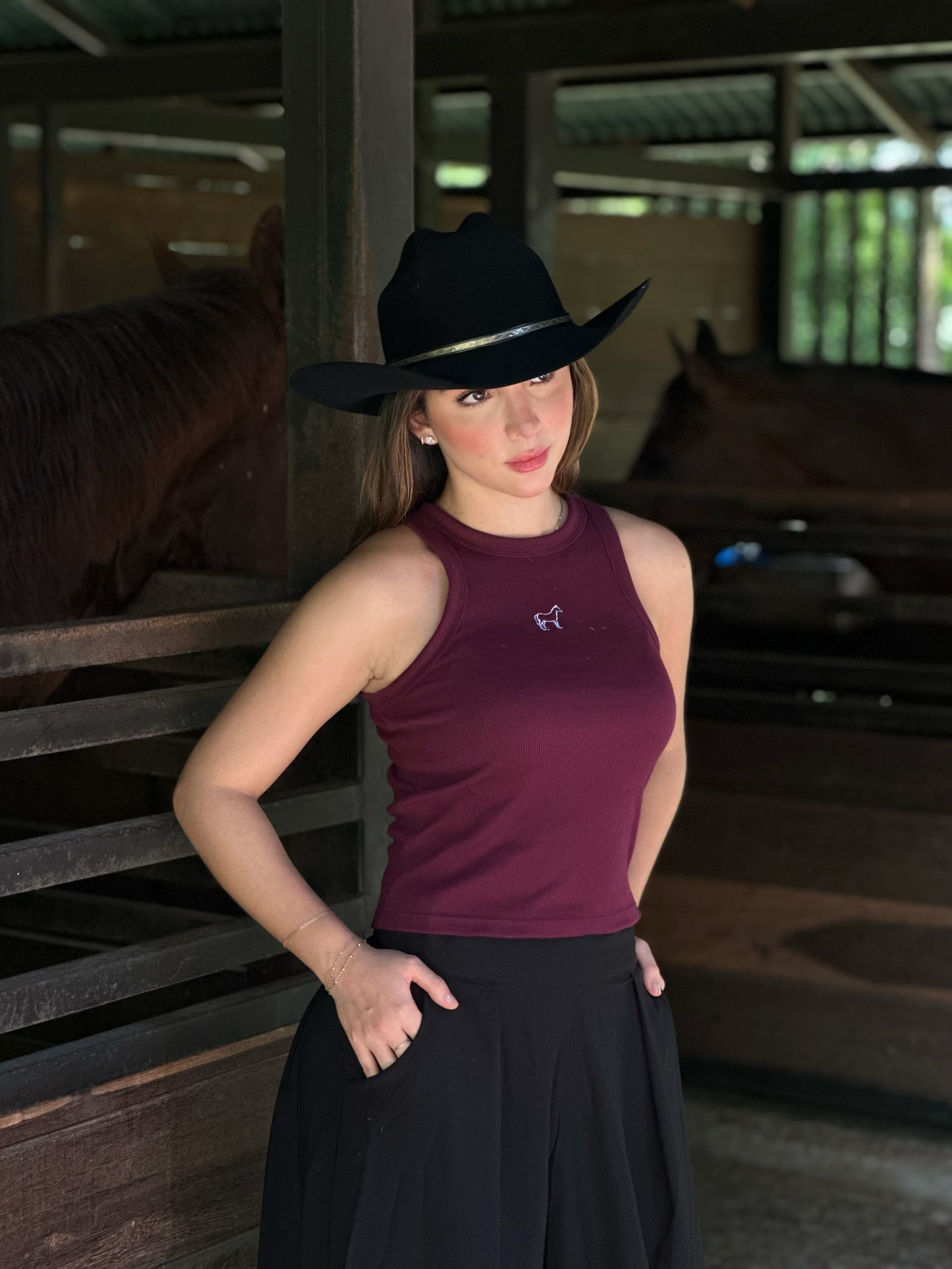 TANKTOP BURGUNDY CABALLO