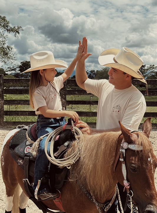 CAMISETA ARENA MI CABALLO Y YO